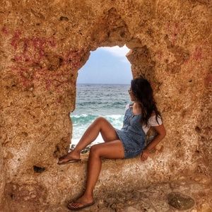 Meet your Posher, Alyzza